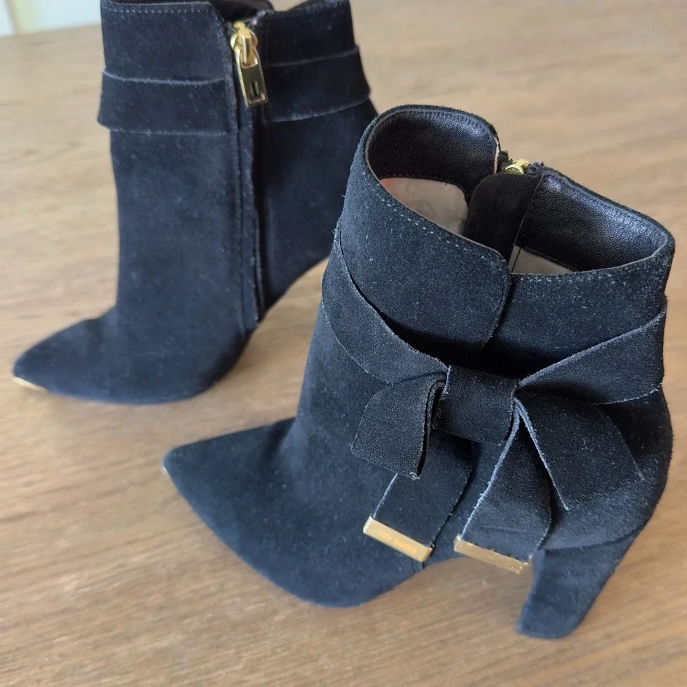 Ted Baker Sailly Suede Leather Black & Gold Ankle Boots-Bow Detail-Size US‎ 6